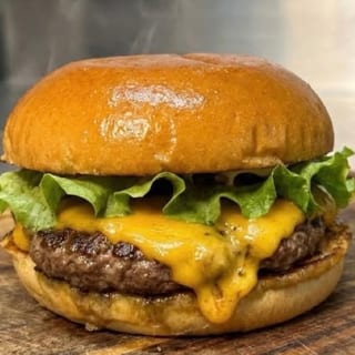 MARY'S CHEESEBURGER